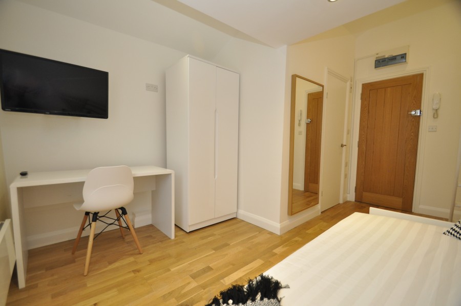 Images for 65, Macfarlane Road, Shepherds Bush