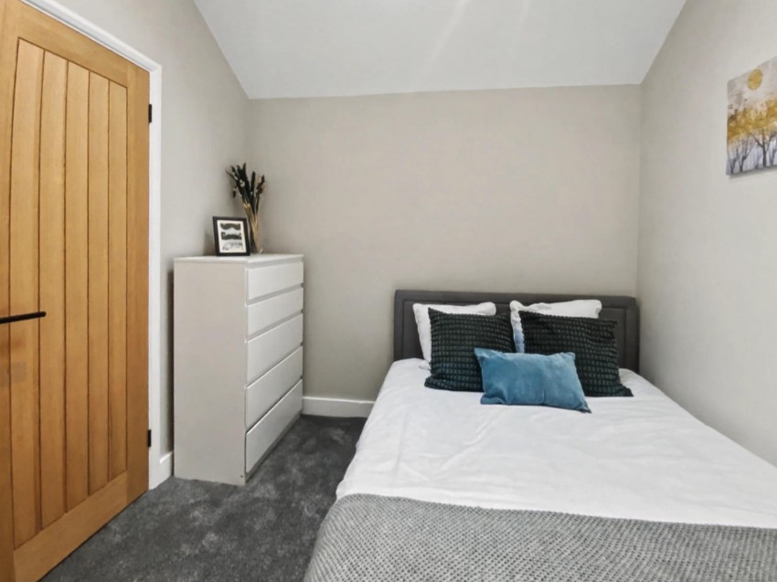 Images for Reynolds Road, Chiswick