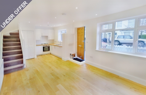 Antrobus Road, Chiswick