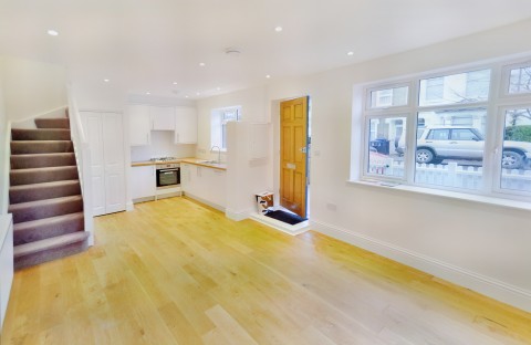 Antrobus Road, Chiswick