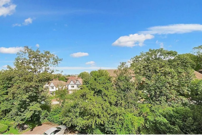 Images for Gleneagles, Malvern Way, Ealing