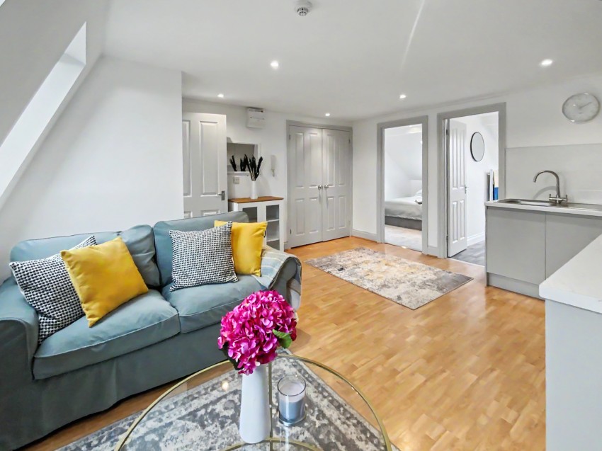 Images for Melrose Gardens, 5 Dartmouth Place, Shephers Bush